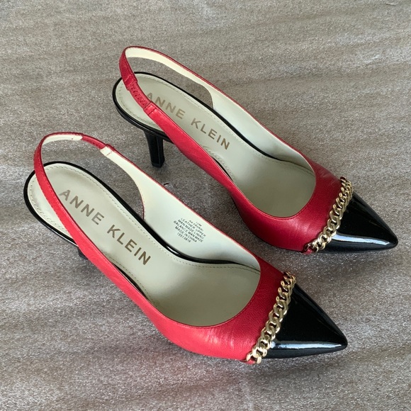 Anne Klein Red and Black Leather Chain Detail Heels - Picture 2 of 6